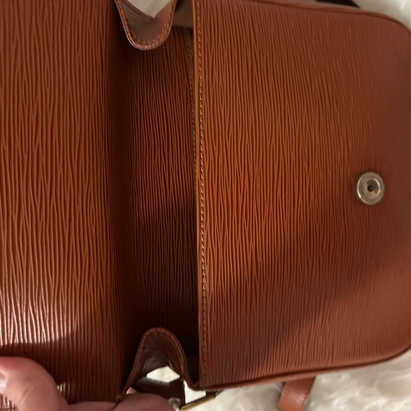 SOLD !!! COA Vintage Authentic Louis Vuitton Saint Cloud Handbag Epi Leather PM - Picture 9 of 15